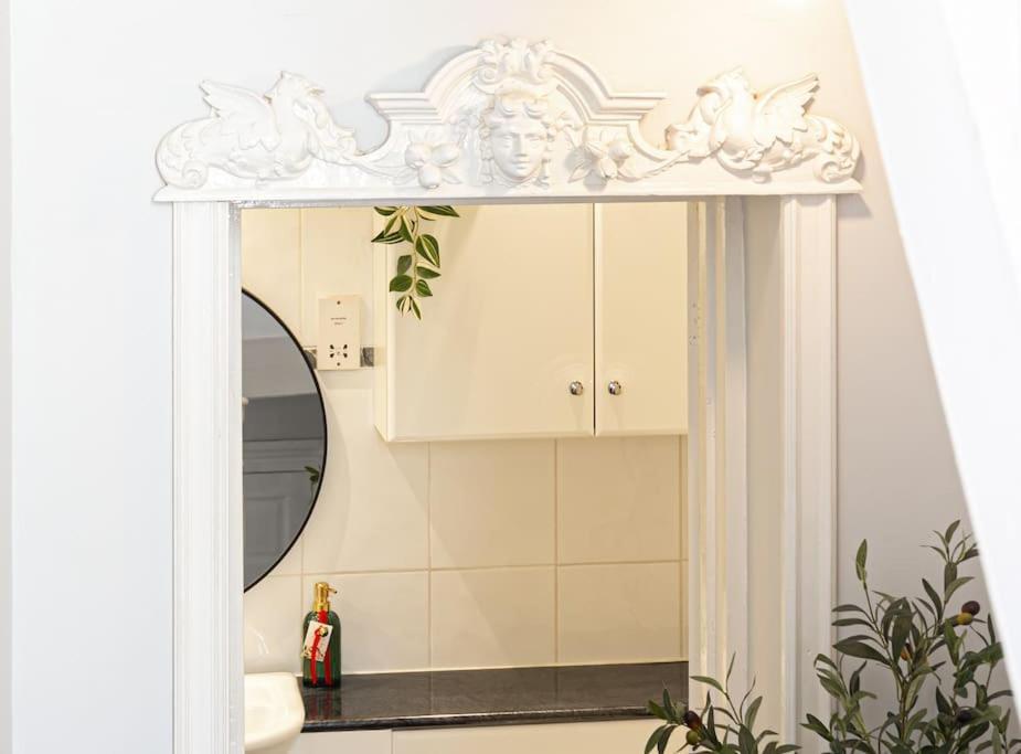 Regency Grade II Listed Townhouse By Centre And Beach Brighton Exterior foto