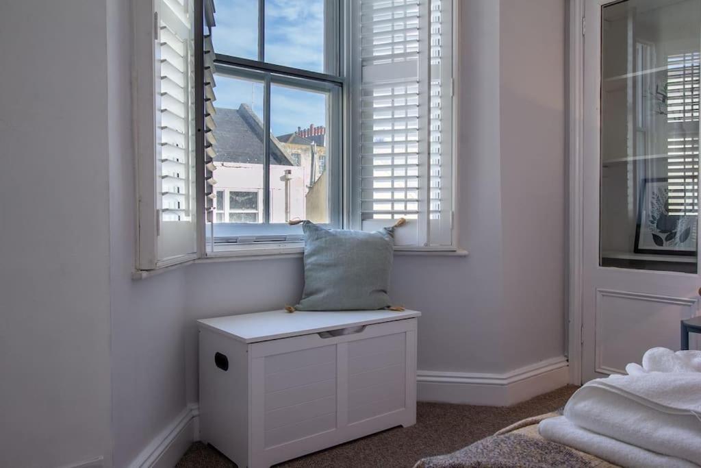 Regency Grade II Listed Townhouse By Centre And Beach Brighton Exterior foto
